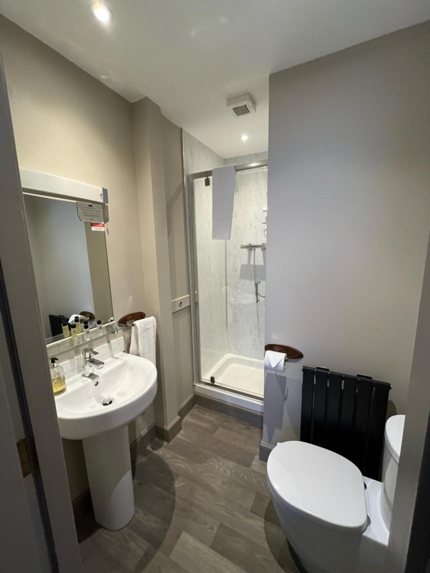 The Globe Inn Aberdeen Ngoại thất bức ảnh