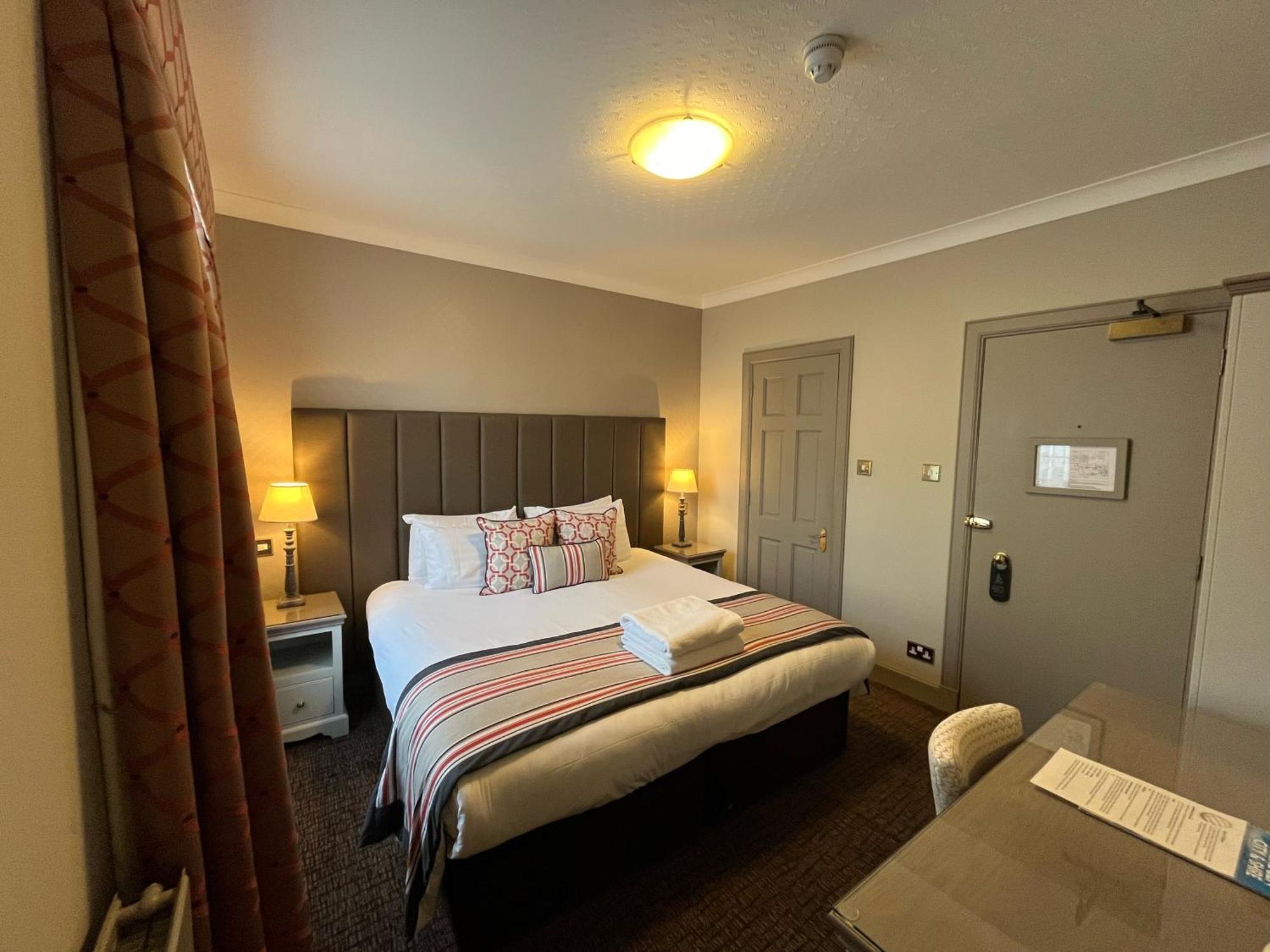 The Globe Inn Aberdeen Ngoại thất bức ảnh