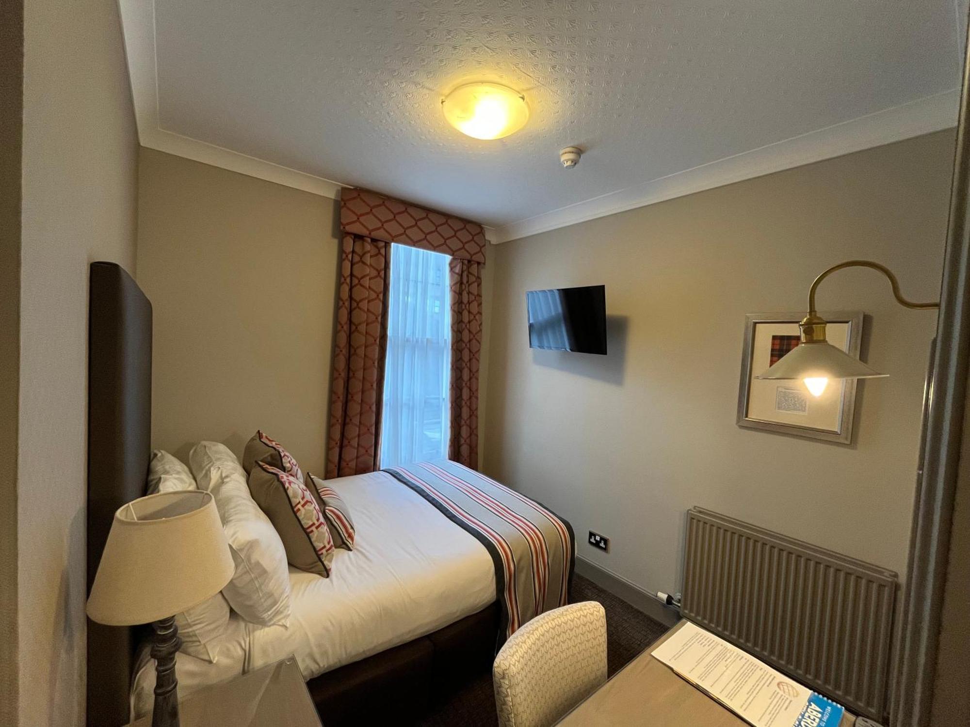 The Globe Inn Aberdeen Ngoại thất bức ảnh
