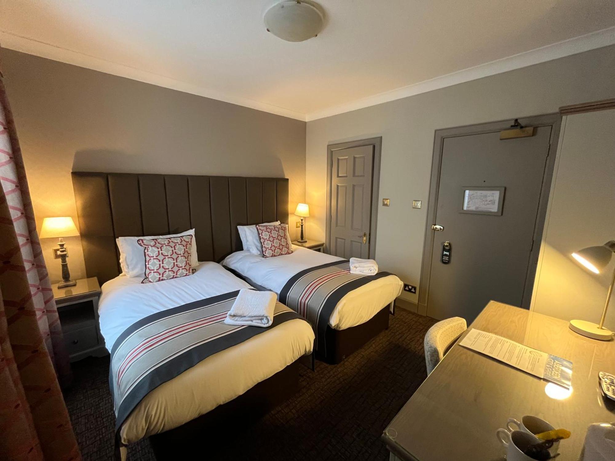 The Globe Inn Aberdeen Ngoại thất bức ảnh