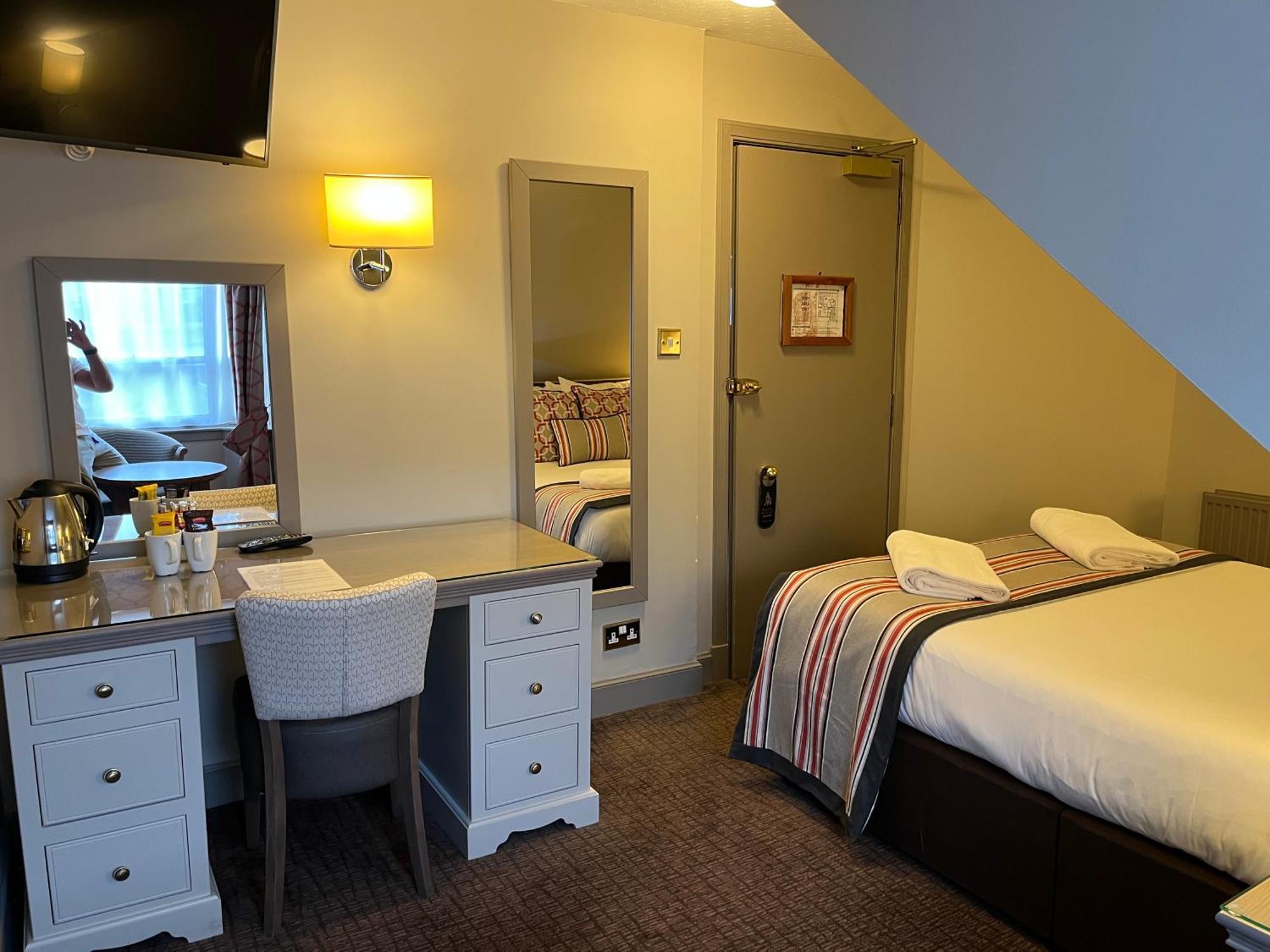 The Globe Inn Aberdeen Ngoại thất bức ảnh